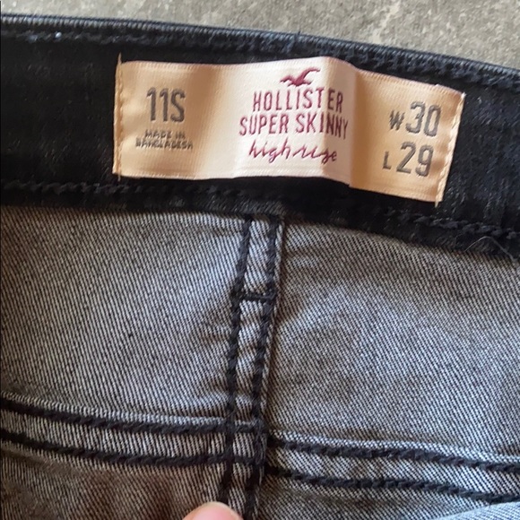 Hollister Jeans 👖 - Picture 5 of 7